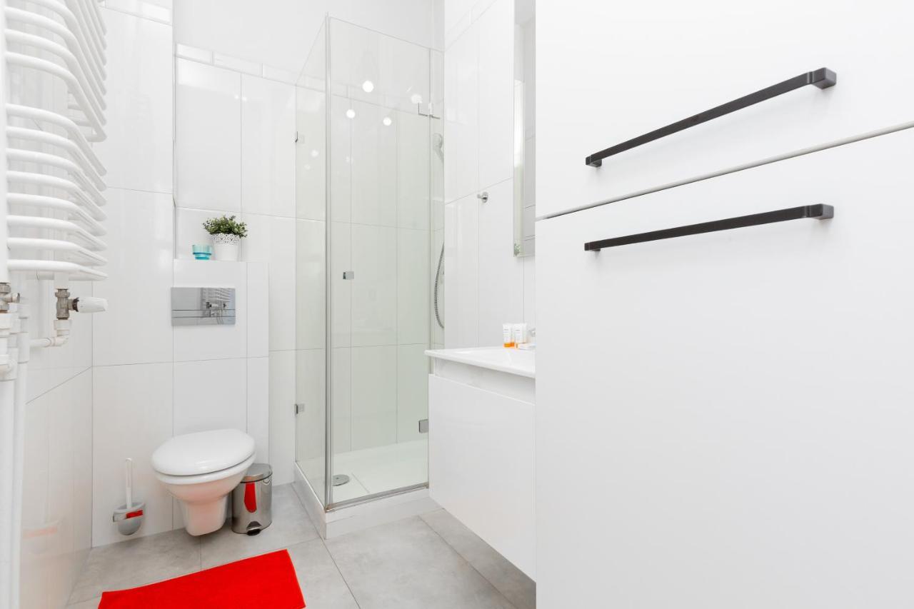 Downtown Studio Apartment Poznanska By Renters Warsawa Bagian luar foto