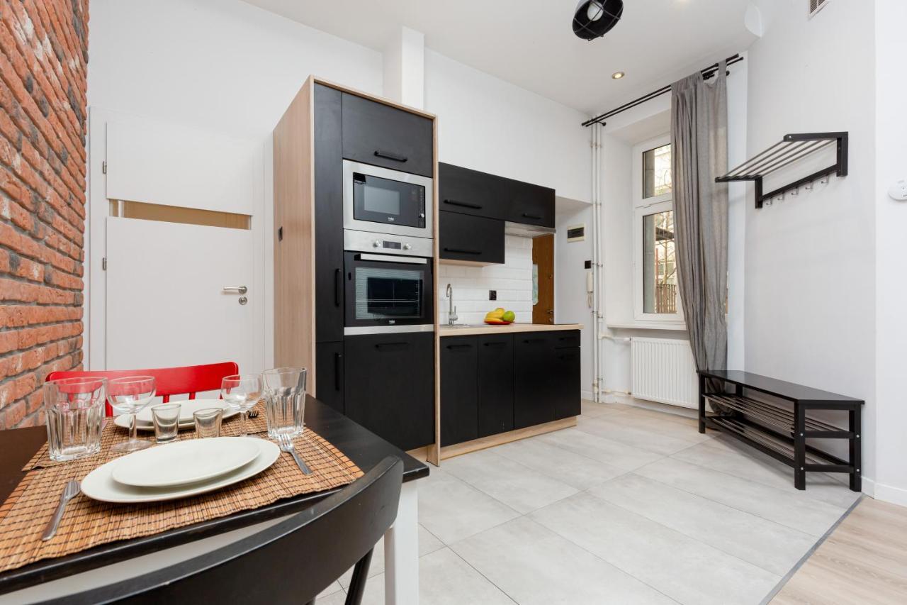 Downtown Studio Apartment Poznanska By Renters Warsawa Bagian luar foto